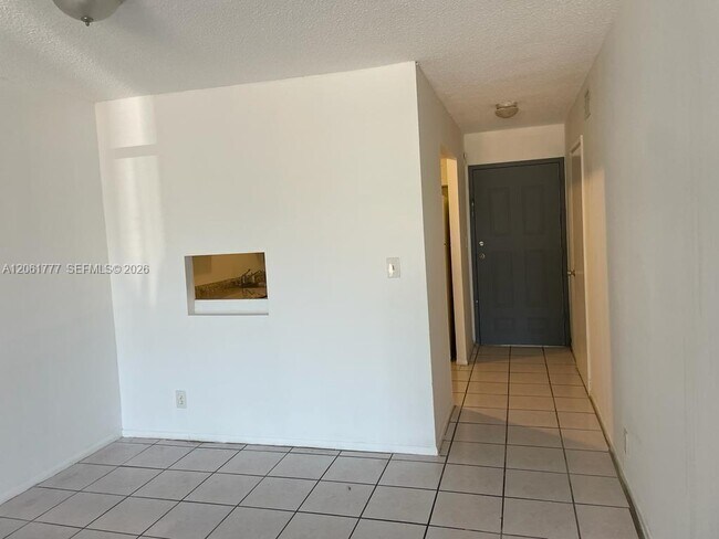 Photo - 2017 NW 46th Ave Unidad A202