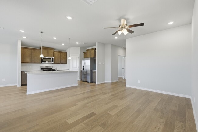 Photo - 1200 Canton Dr