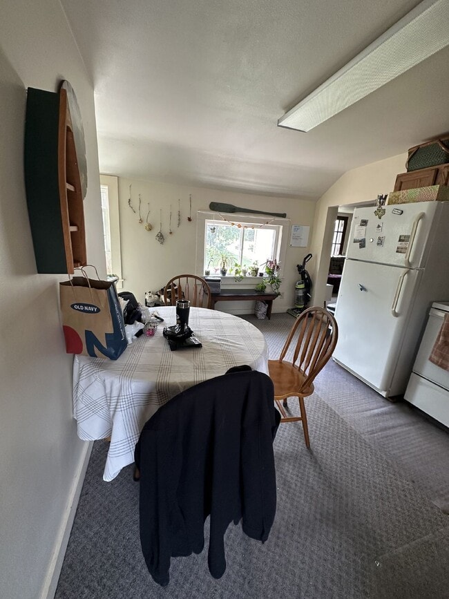 Photo - 3 Bed 1 Bath close to UWEC!