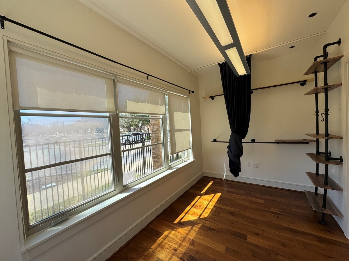 Photo - 1509 Holman St Unit 1