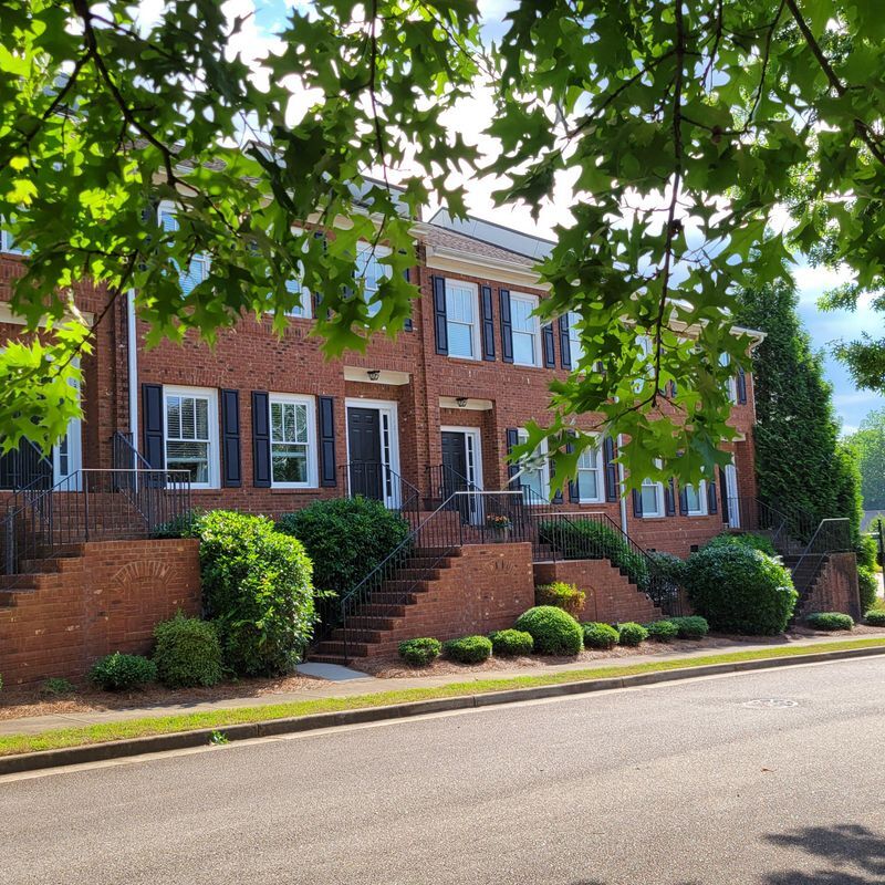 Photo - 1111 Surrey Ln Townhome