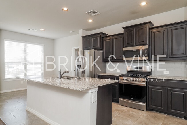 Photo - 8201 NW 107th St Casa