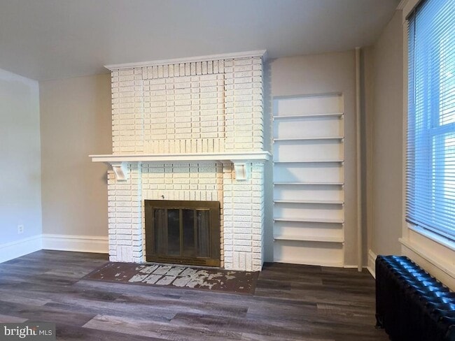 Photo - 2108 Walnut St