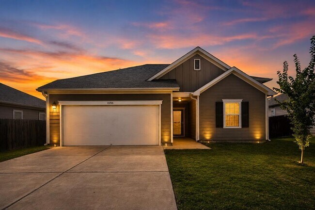 13705 Sherri Berry Wy