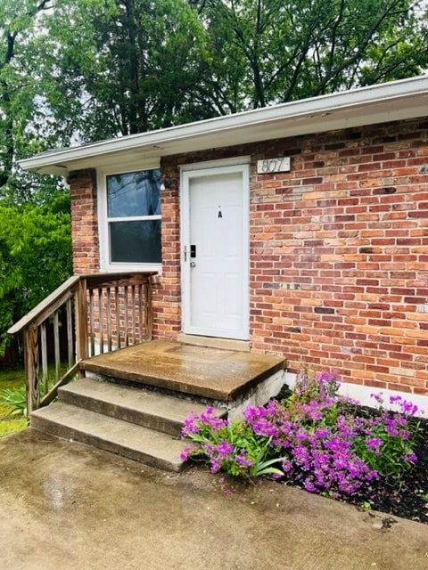 Photo - 2BR/1BA with washer and dryer included!