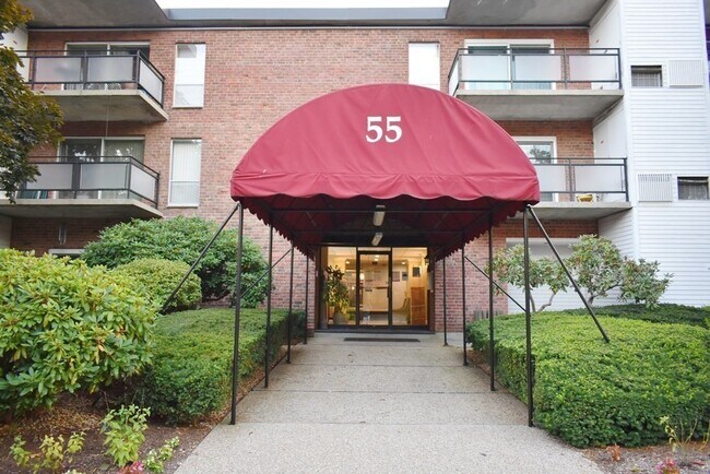 Photo - 55 Broadlawn Park Condo Unit 1