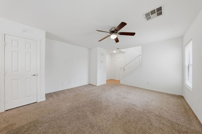 Photo - 553 Brinkburn Point Ave