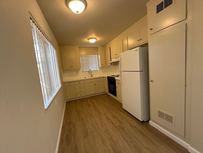 Photo - 6365 Bollinger Rd Unit 1