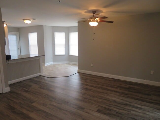 Photo - Available Fall 2026 - Partial lease for 2 available bedrooms Unidad 1