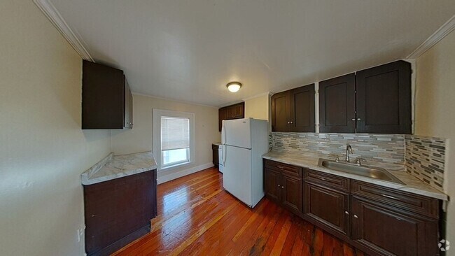 Building Photo - 17 Marcella St Unit 2 Rental