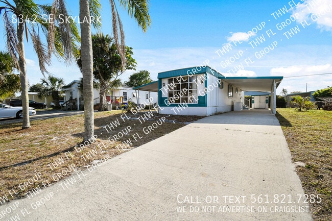 Building Photo - 8342 SE Skylark-