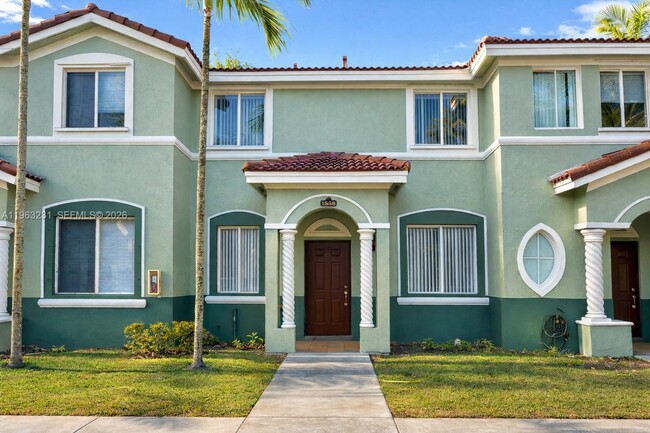 Building Photo - 1538 SE 24th Ct