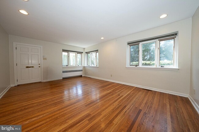 Photo - 1457 Manoa Rd