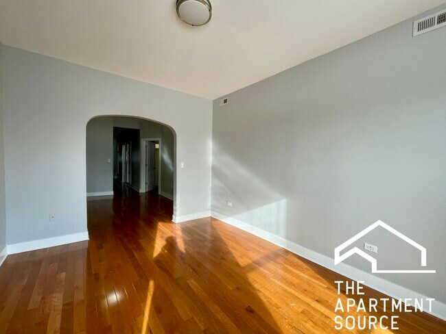 Photo - 4736 W Armitage Ave Unit 1