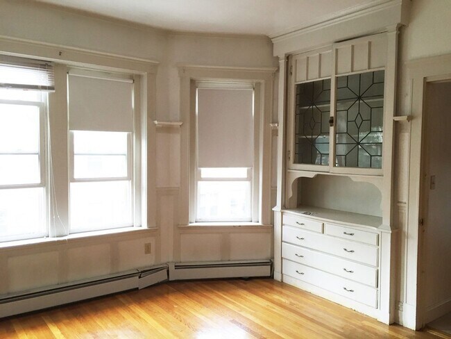 Photo - 4-bed + 2-bath @ Packard's Corner ~ BU