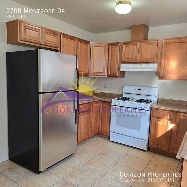 Photo - 270 Montrose Dr