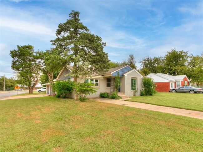 Building Photo - 1429 Casady Ln