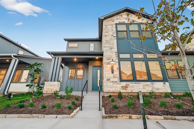 Building Photo - 1111 Mercantile St