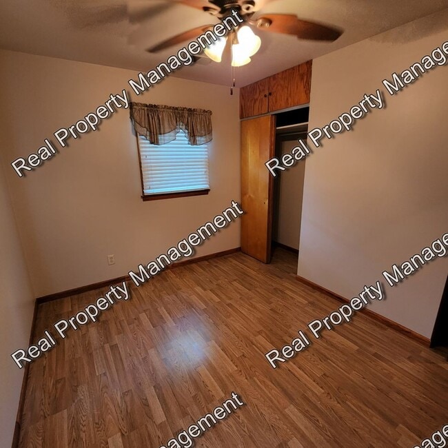 Photo - Three Bed Hobart Ranch