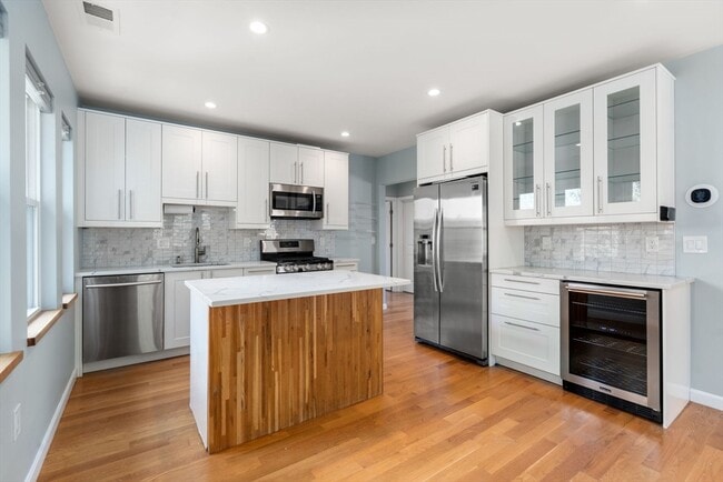 Photo - 574-576 Lagrange St Unit 576