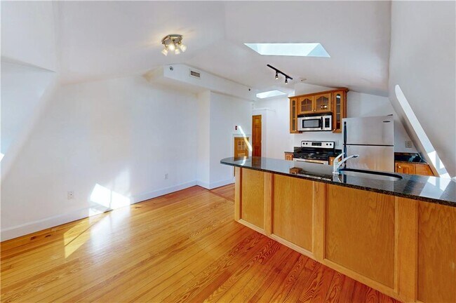 Photo - 54 Halsey St Unidad 6