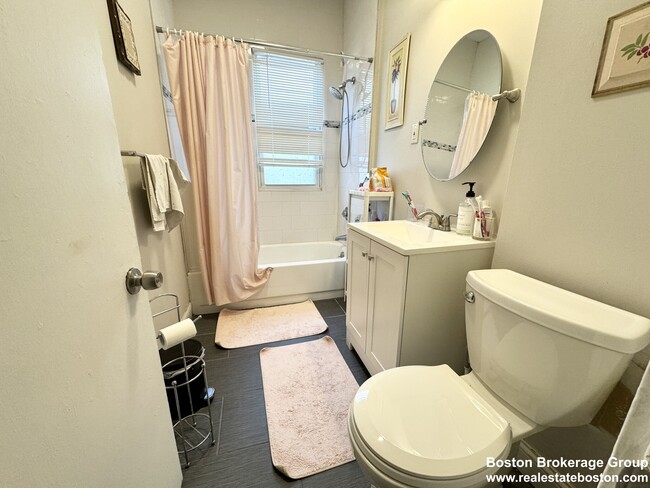 Photo - 10 Wave Ave Unit #3