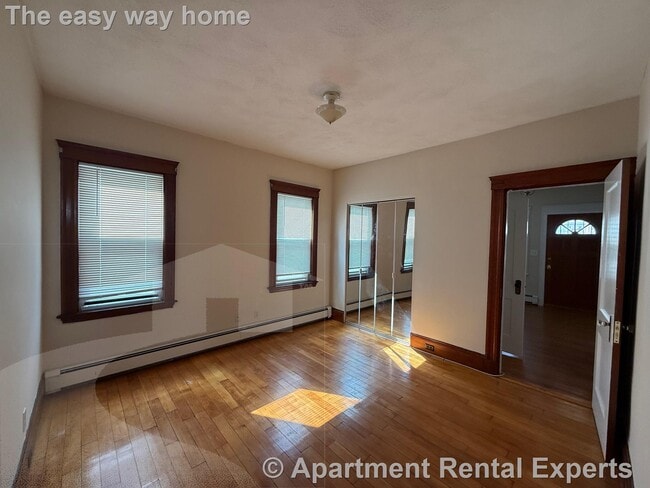 Photo - 94 Raymond Ave Unidad #1