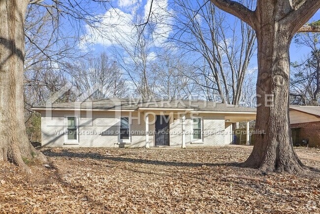 Building Photo - 5800 Laurie Dr Rental