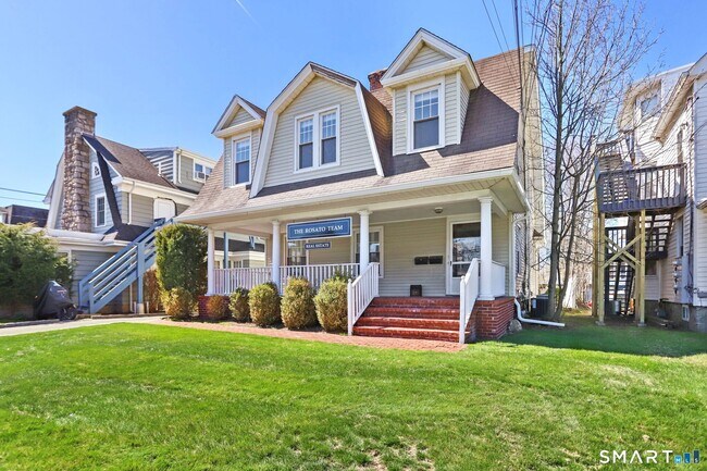 Photo - 1872 Bedford St