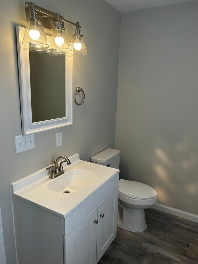 Photo - 821 Hazard Ave