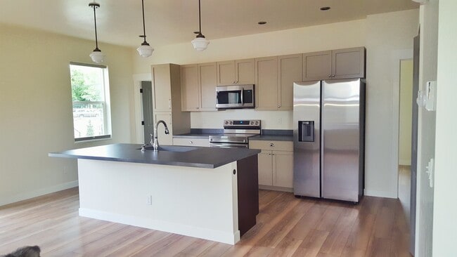 Photo - 501 S 12th St