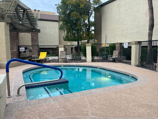 Photo - 1331 W Baseline Rd Unit 136