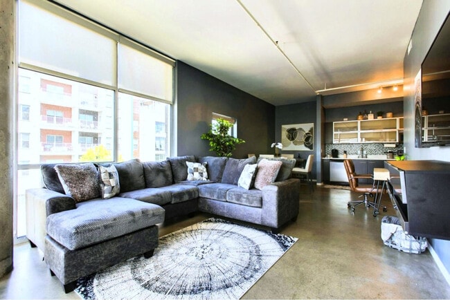 Building Photo - 2115 Yeaman Pl Unit ID1247539P Rental