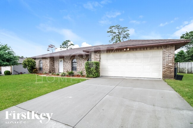 Photo - 836 Sylvia Dr