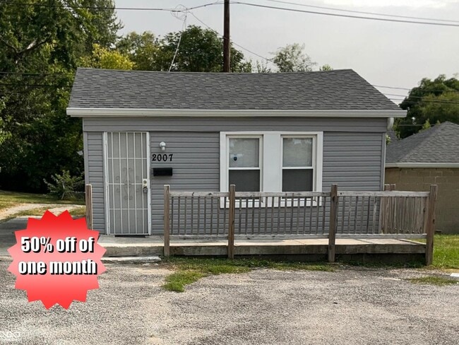 Building Photo - 2007 E 38th St