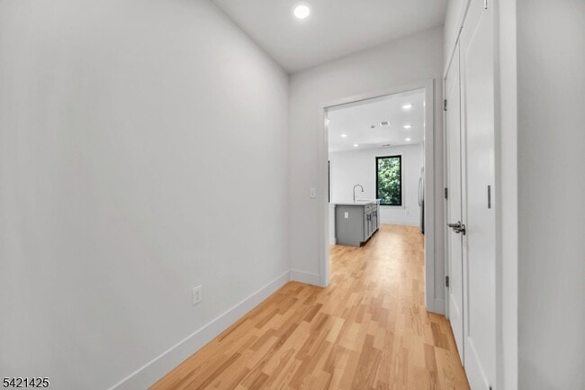 Photo - 1037 Amboy Ave