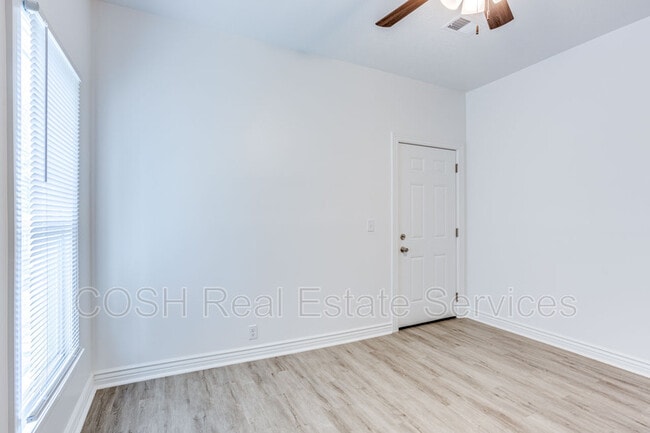 Photo - 1537 S Water St Unit 4