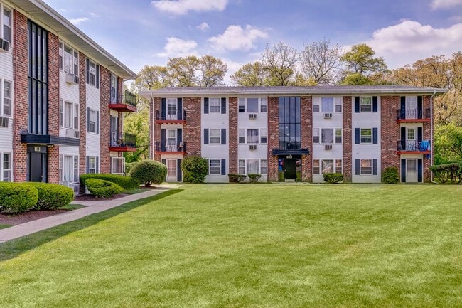 Eden Prairie Apartments