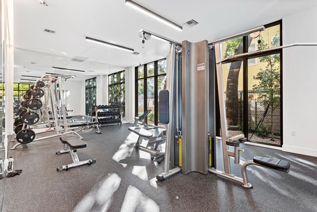 The Vibe Miami apartments — community photo