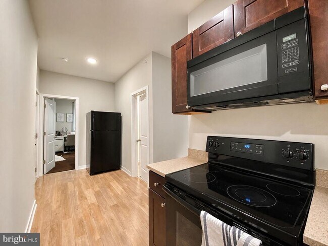 Photo - 2020 N Carlisle St