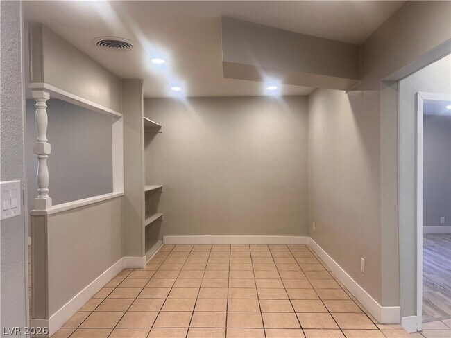 Photo - 2624 E Brady Ave