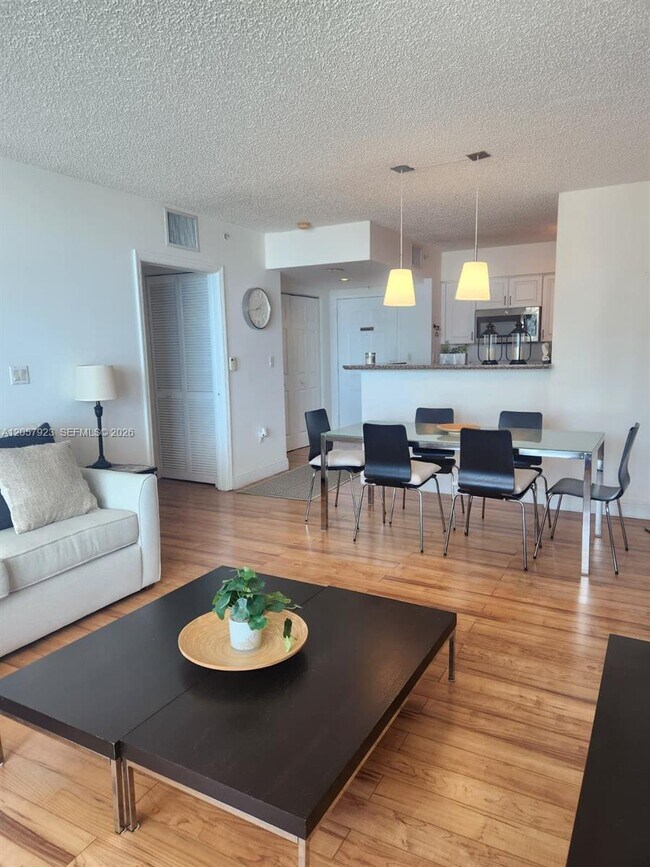 Photo - 1155 Brickell Bay Dr Unit 1807
