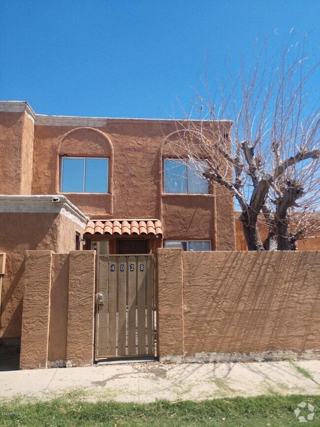 Building Photo - 4028 S 45th St Rental