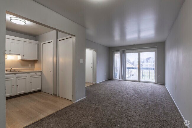 2BR, 1BA - 850SF - Dining/Living Room 1