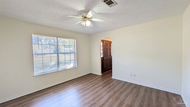 Photo - 6942 Falcon Dr