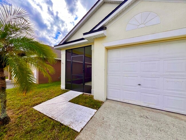 Photo - Beautifully Updated 4 bed 2 bath 2 car gar...