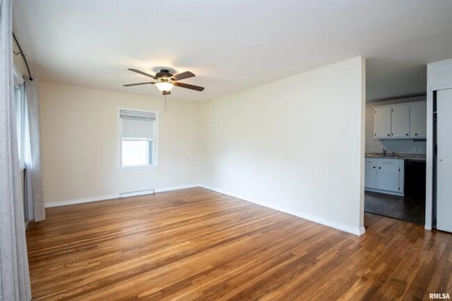 Photo - West Cindy Lane