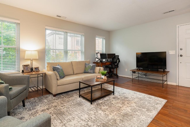 Photo - 38 Victorian Gate Wy