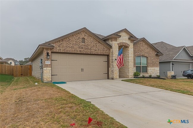 Photo - 2317 Aylesbury Dr