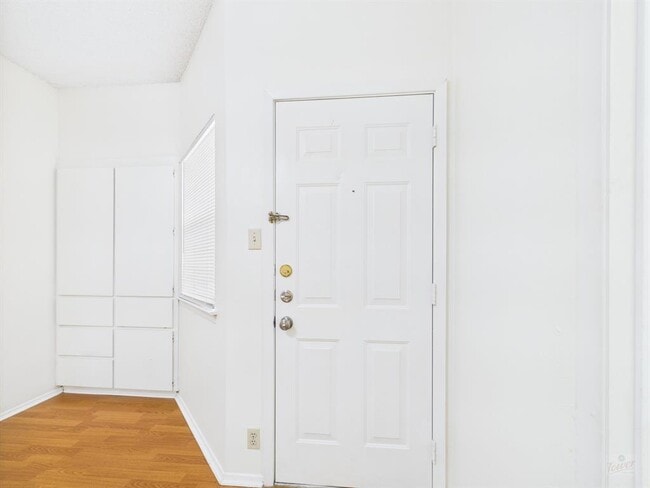 Photo - 2604 Salado St Unit 204